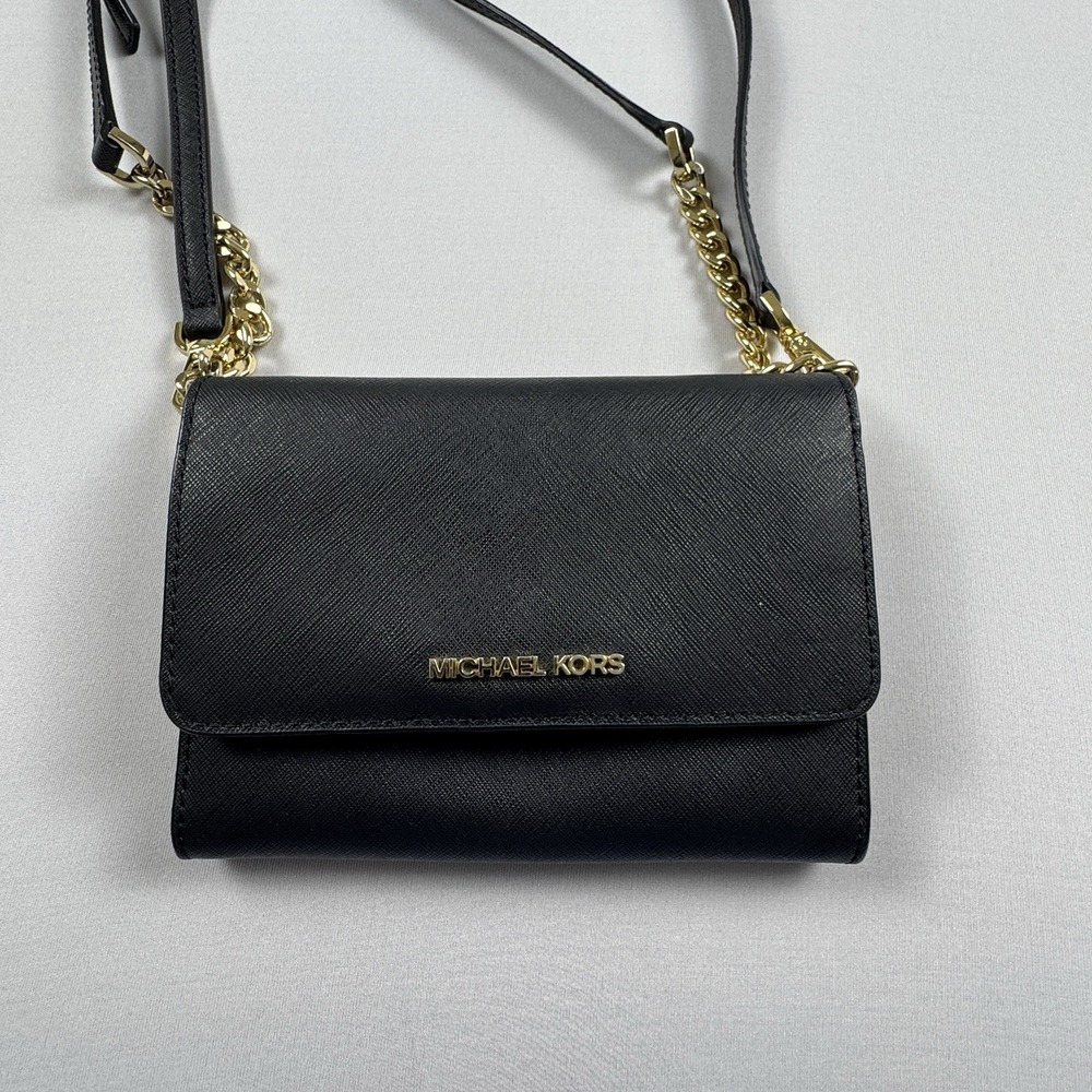 Michael Kors Jet Set Saffiano Leather Smartphone Crossbody Black Gold Timeless - Picture 4 of 10